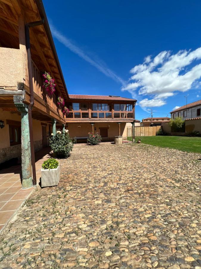 Casa Villa Franca Llamas de la Ribera Екстериор снимка